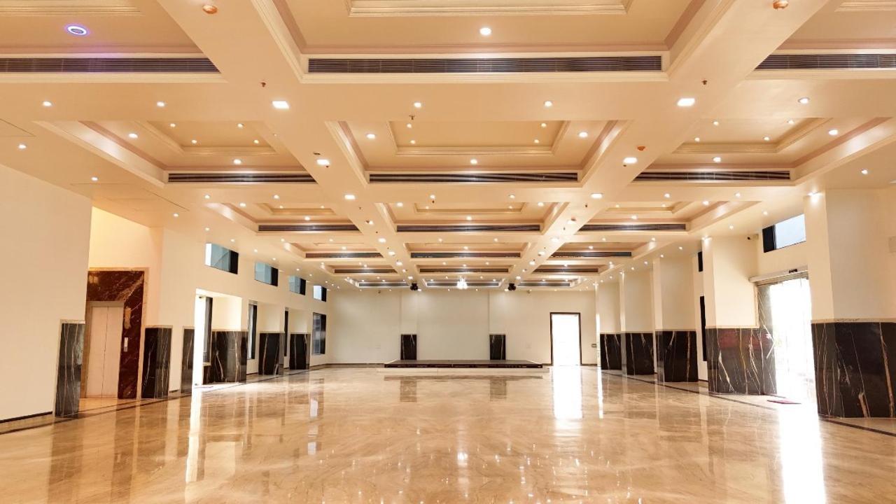 Hotel Vedika Garden Lonavla Exterior foto