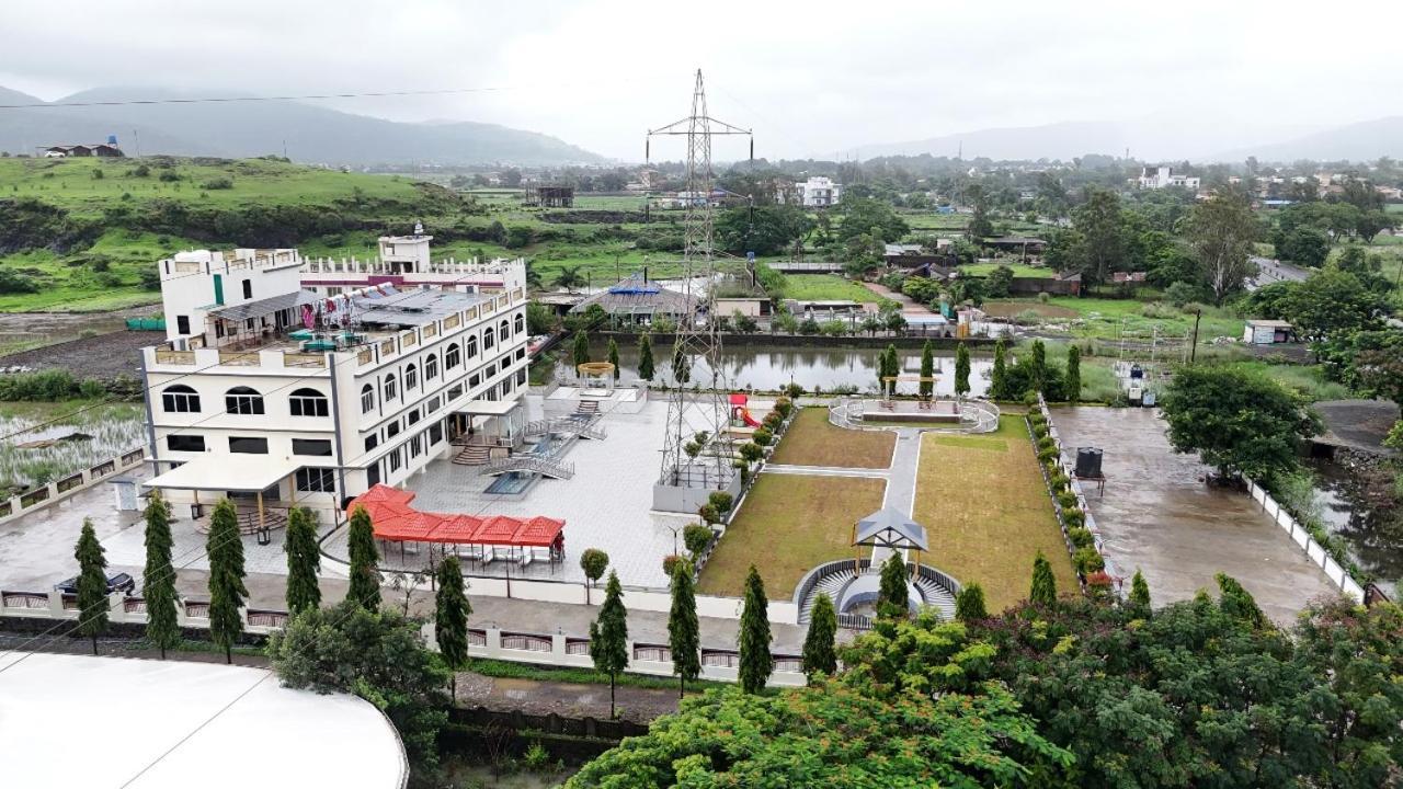 Hotel Vedika Garden Lonavla Exterior foto